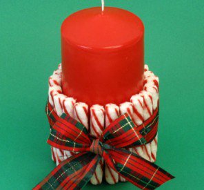 12 Days of “Craft-Mas” – Day 8 – Minty Candle