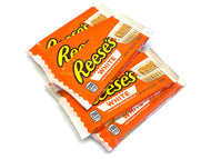 Reese's Peanut Butter Cups White Creme - 1.39 oz Pack - 6 Packs